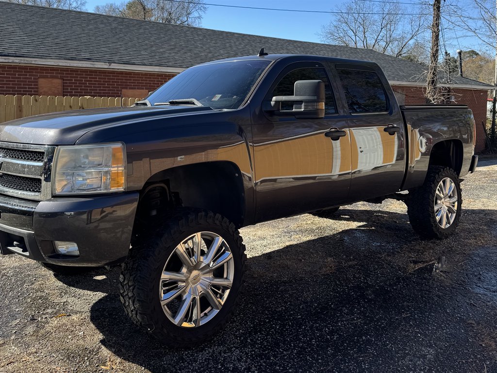 2010 Chevrolet Silverado 1500 LT's photo