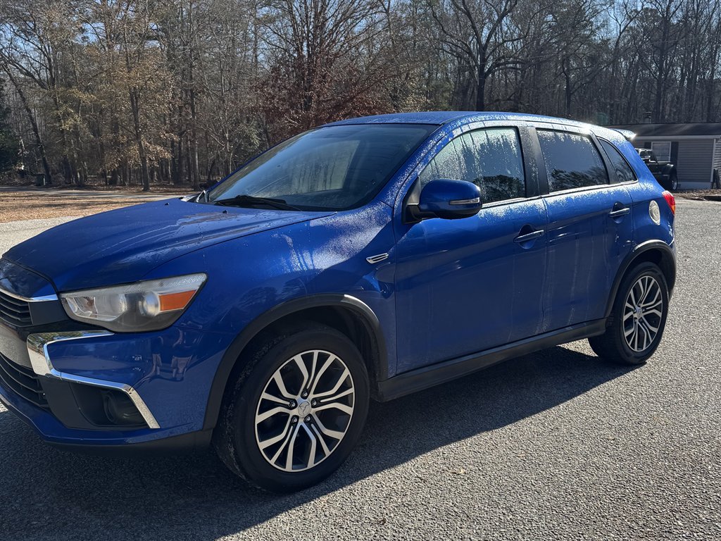 2016 Mitsubishi Outlander Sport ES's photo