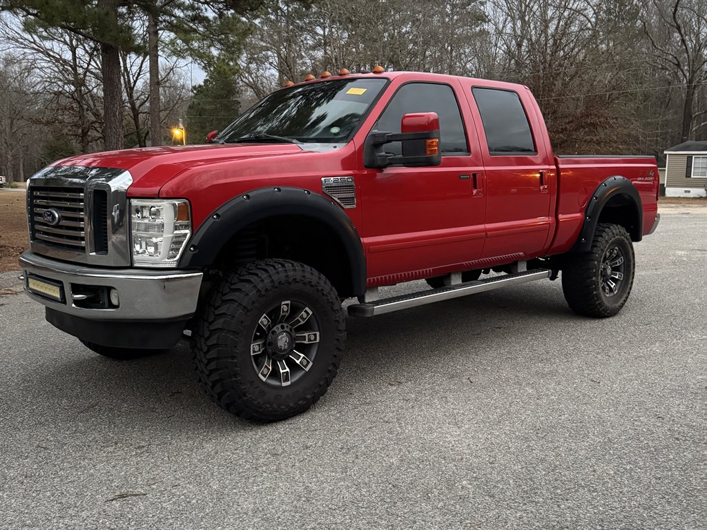 2010 Ford F-250 Super Duty Lariat's photo
