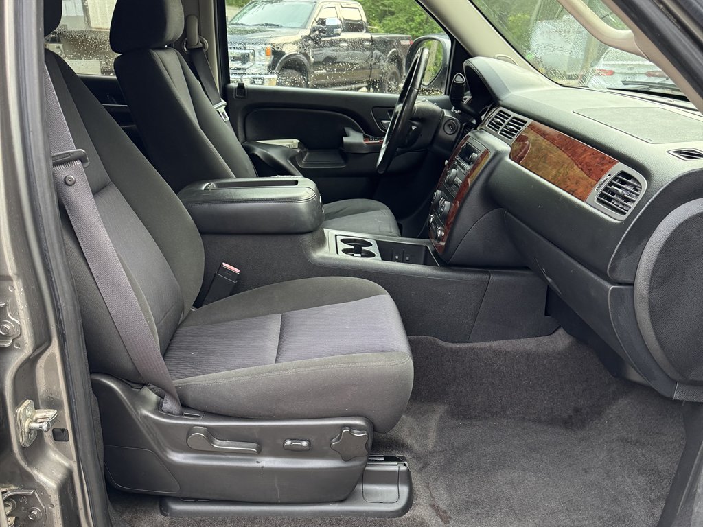 2012 Chevrolet Tahoe LS - Photo 7